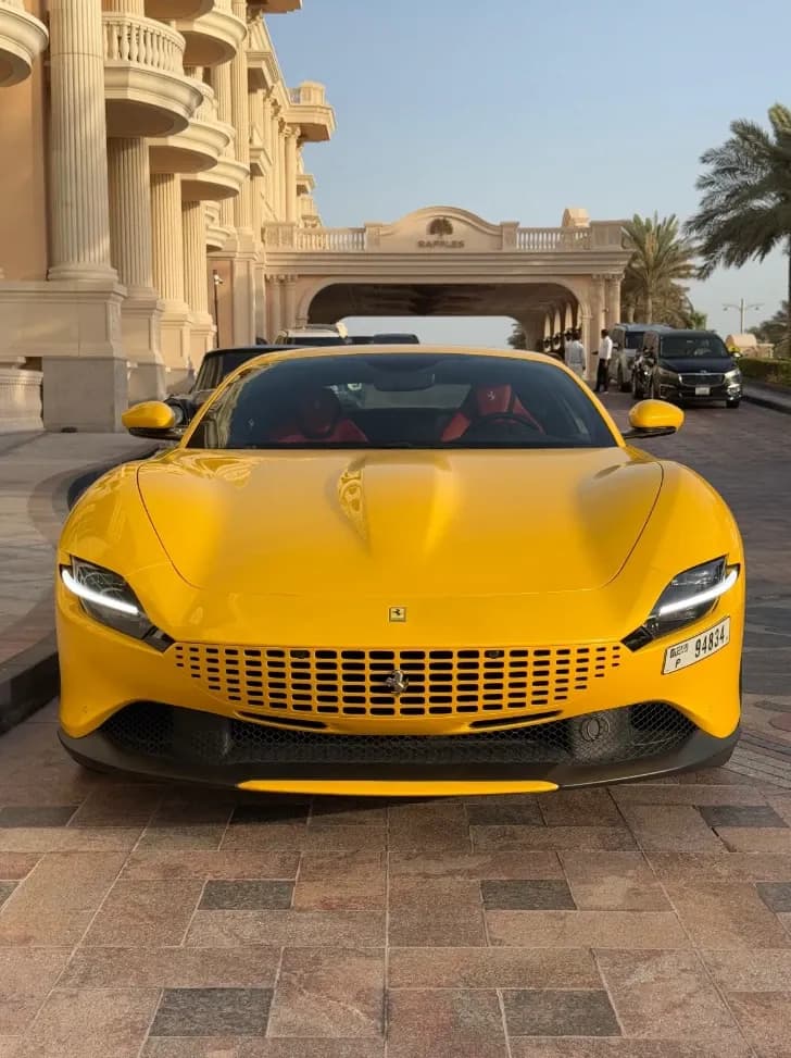 Ferrari Ferrari Roma - Sports rental car (2022) - image 4