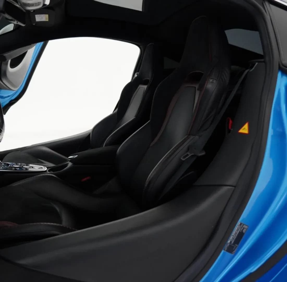 McLaren Mclaren GT - Sports rental car (2022) - image 5